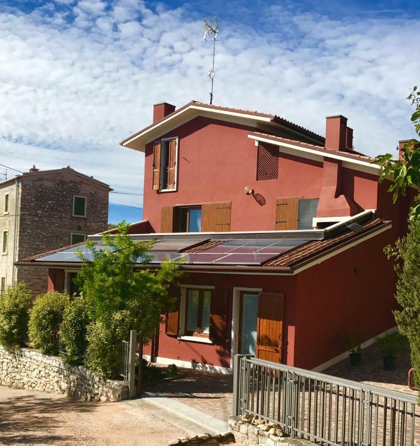 Cris Apartments SantʼAmbrogio di Valpolicella エクステリア 写真